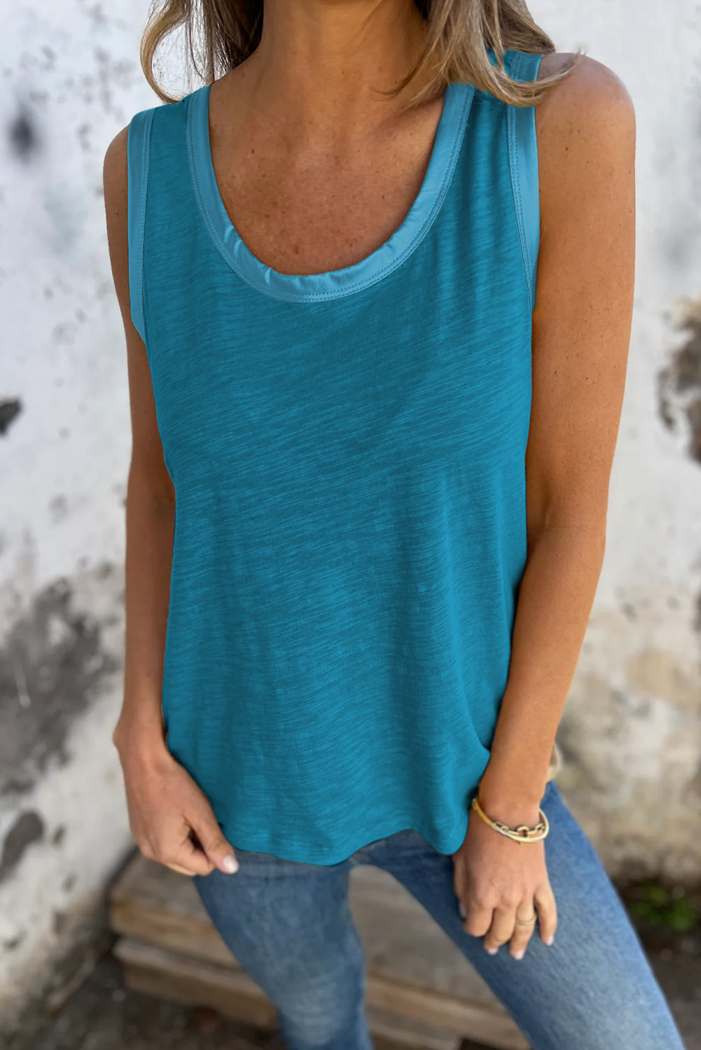 Blue Sheen Edge Tank