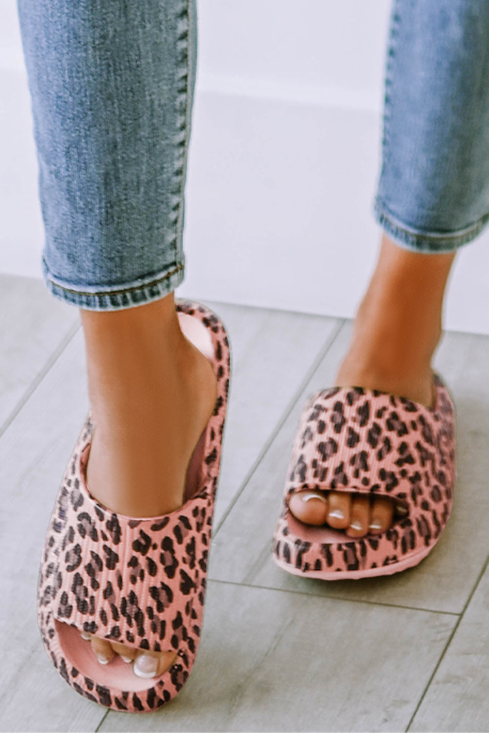 Pink Leopard Print Slippers