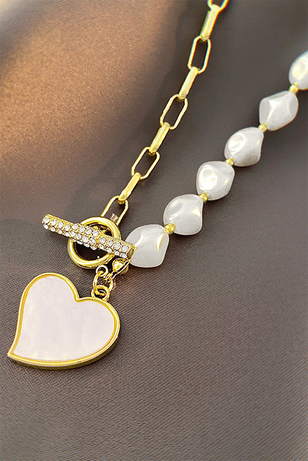 Heart Pendant Pearl Necklace